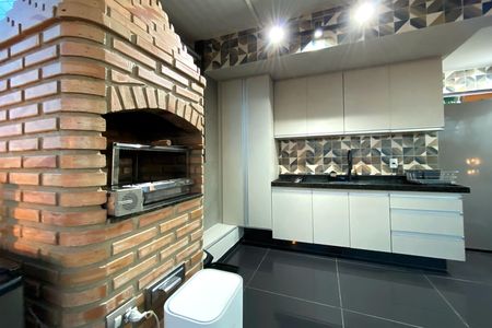 Apartamento à venda com 120m², 4 quartos e 4 vagasChurrasqueira