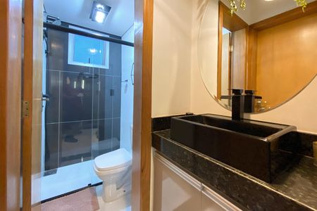 Apartamento à venda com 120m², 4 quartos e 4 vagasBanheiro cobertura