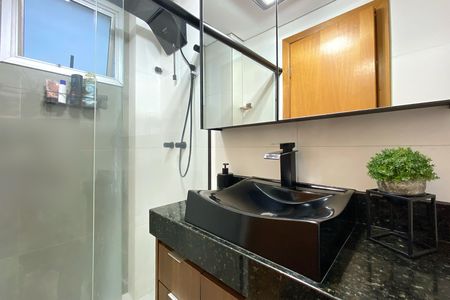 Apartamento à venda com 120m², 4 quartos e 4 vagasBanheiro da Suíte 1