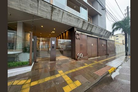 Apartamento para alugar com 77m², 2 quartos e 1 vaga Apartamento para alugar com 77m², 2 quartos e 1 vagaFachada e portaria