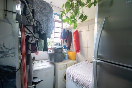 Apartamento para alugar com 48m², 2 quartos e 1 vaga Apartamento para alugar com 48m², 2 quartos e 1 vagaCOZINHA E ÁREA DE SERVIÇO