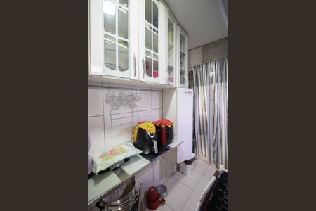 Apartamento para alugar com 48m², 2 quartos e 1 vaga Apartamento para alugar com 48m², 2 quartos e 1 vagaCOZINHA E ÁREA DE SERVIÇO