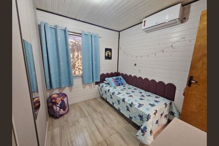Casa à venda com 73m², 3 quartos e 2 vagas
