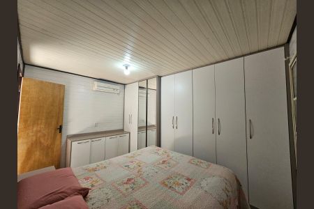 Casa à venda com 73m², 3 quartos e 2 vagas