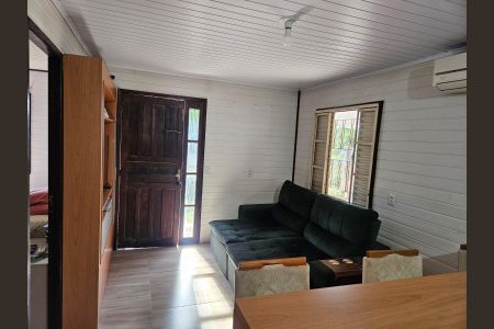 Casa à venda com 73m², 3 quartos e 2 vagas