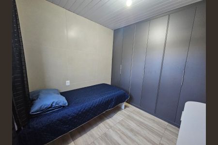 Casa à venda com 73m², 3 quartos e 2 vagas