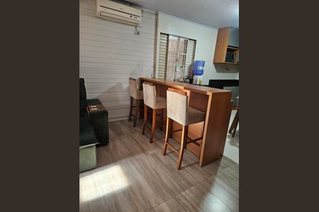 Casa à venda com 73m², 3 quartos e 2 vagas