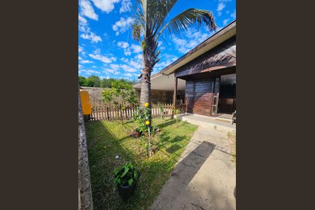 Casa à venda com 73m², 3 quartos e 2 vagas