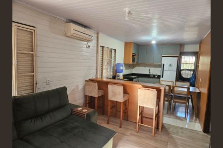 Casa à venda com 3 quartos, 73m² em Harmonia, Canoas