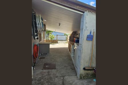 Casa à venda com 73m², 3 quartos e 2 vagas