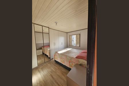 Casa à venda com 73m², 3 quartos e 2 vagas