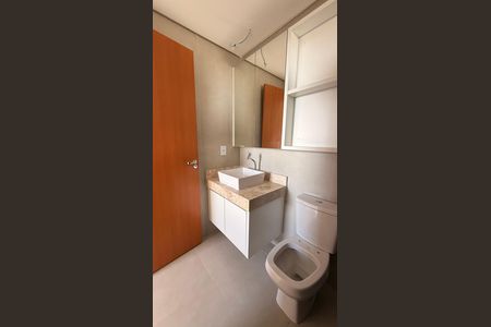 Apartamento para alugar com 74m², 2 quartos e 1 vaga Apartamento para alugar com 74m², 2 quartos e 1 vagaBanheiro da Suíte 2