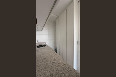 Apartamento para alugar com 74m², 2 quartos e 1 vaga Apartamento para alugar com 74m², 2 quartos e 1 vagaÁrea de Serviço