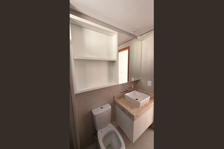 Banheiro da Suíte 1 de apartamento para alugar com 2 quartos, 74m² em Parque Amazonia, Goiânia