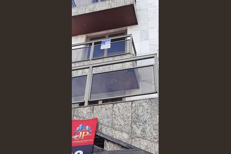 Apartamento para alugar com 75m², 3 quartos e sem vagaPlaca instalada