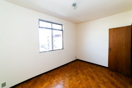Apartamento para alugar com 75m², 3 quartos e sem vagaQuarto 1