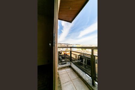 Varanda de apartamento para alugar com 3 quartos, 75m² em Pompéia, Belo Horizonte