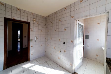 Apartamento para alugar com 75m², 3 quartos e sem vagaCozinha
