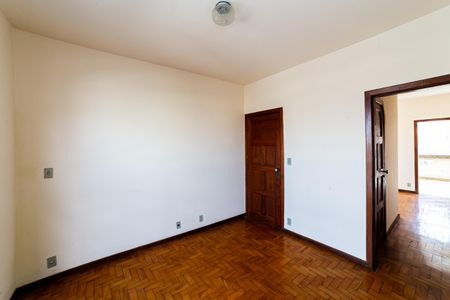 Sala de apartamento para alugar com 3 quartos, 75m² em Pompéia, Belo Horizonte