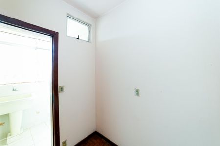 Apartamento para alugar com 75m², 3 quartos e sem vagaQuarto de Serviço