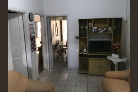 Casa à venda com 3 quartos, 180m² em Vila Santo Estefano, São Paulo