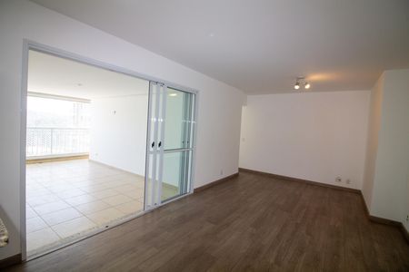 Apartamento à venda com 112m², 3 quartos e 2 vagas Apartamento à venda com 112m², 3 quartos e 2 vagasSala