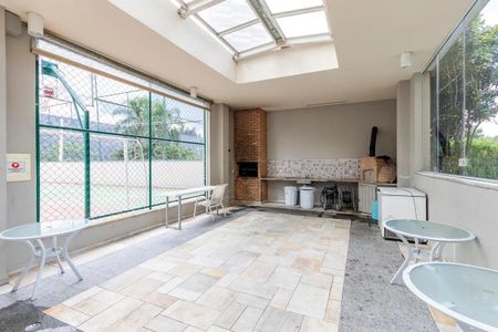 Apartamento à venda com 112m², 3 quartos e 2 vagas Apartamento à venda com 112m², 3 quartos e 2 vagasÁrea comum - Churrasqueira