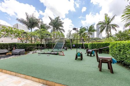 Apartamento à venda com 112m², 3 quartos e 2 vagas Apartamento à venda com 112m², 3 quartos e 2 vagasÁrea comum - Playground