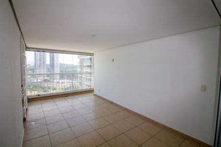 Apartamento à venda com 112m², 3 quartos e 2 vagas Apartamento à venda com 112m², 3 quartos e 2 vagasVaranda