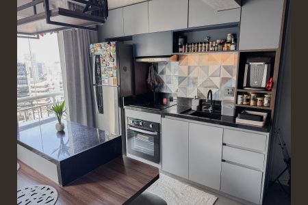Cozinha de apartamento para alugar com 1 quarto, 35m² em Pinheiros, São Paulo