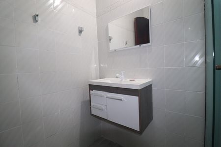 Casa para alugar com 177m², 3 quartos e 3 vagasBanheiro Quarto 2 suíte