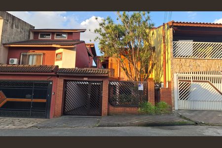 Casa para alugar com 177m², 3 quartos e 3 vagas