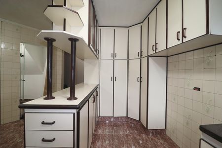 Casa para alugar com 177m², 3 quartos e 3 vagasCozinha