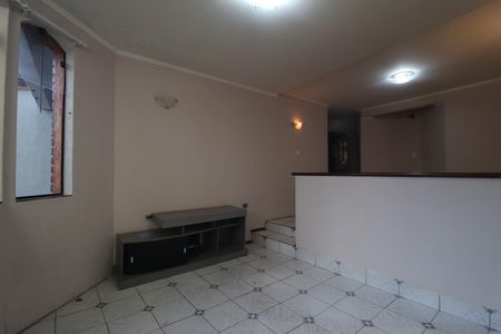 Casa para alugar com 177m², 3 quartos e 3 vagasSala