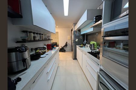 Apartamento à venda com 70m², 2 quartos e 1 vaga Apartamento à venda com 70m², 2 quartos e 1 vagaCozinha