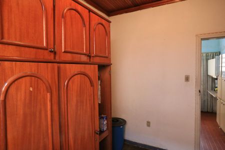Casa à venda com 139m², 3 quartos e 3 vagas Casa à venda com 139m², 3 quartos e 3 vagasQuarto 2