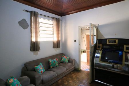 Casa à venda com 139m², 3 quartos e 3 vagas Casa à venda com 139m², 3 quartos e 3 vagasSala