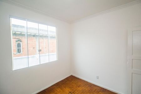 Quarto 2 de casa à venda com 2 quartos, 80m² em Realengo, Rio de Janeiro