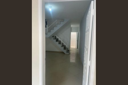 Sala de casa para alugar com 3 quartos, 85m² em Curicica, Rio de Janeiro