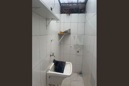 Casa para alugar com 85m², 3 quartos e sem vagaÁrea de serviço