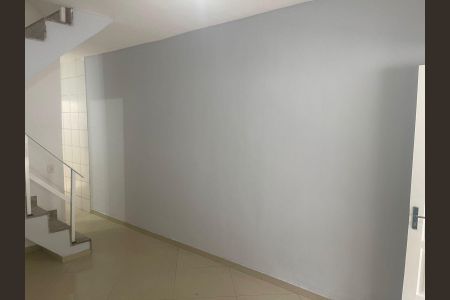Sala de casa para alugar com 3 quartos, 85m² em Curicica, Rio de Janeiro