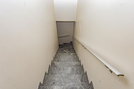 Casa para alugar com 280m², 3 quartos e 2 vagasEscada