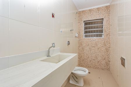 Casa para alugar com 280m², 3 quartos e 2 vagasBanheiro 2
