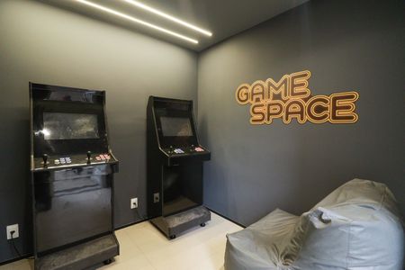 Apartamento para alugar com 38m², 2 quartos e sem vaga Apartamento para alugar com 38m², 2 quartos e sem vagaSala de Jogos