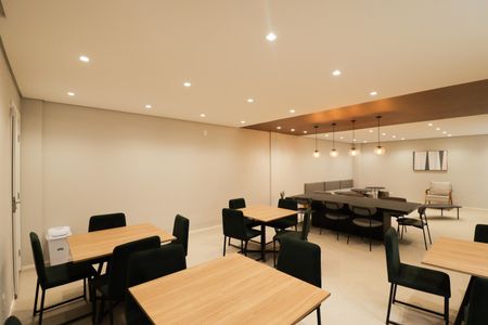 Apartamento para alugar com 38m², 2 quartos e sem vaga Apartamento para alugar com 38m², 2 quartos e sem vagaSalão de Festas
