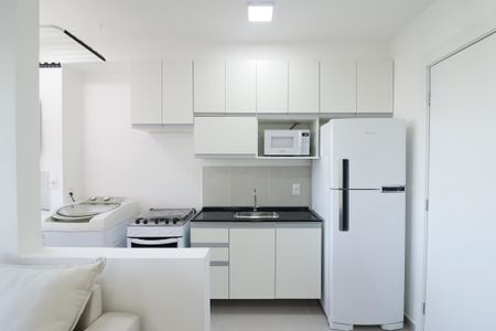 Apartamento para alugar com 38m², 2 quartos e sem vaga Apartamento para alugar com 38m², 2 quartos e sem vagaCozinha e Área de Serviço