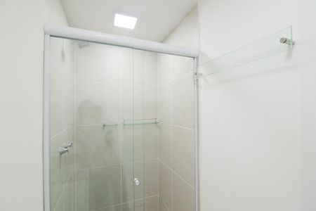 Apartamento para alugar com 38m², 2 quartos e sem vaga Apartamento para alugar com 38m², 2 quartos e sem vagaBanheiro