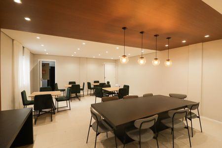 Apartamento para alugar com 38m², 2 quartos e sem vaga Apartamento para alugar com 38m², 2 quartos e sem vagaSalão de Festas