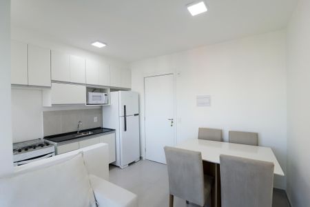Apartamento para alugar com 38m², 2 quartos e sem vaga Apartamento para alugar com 38m², 2 quartos e sem vagaSala