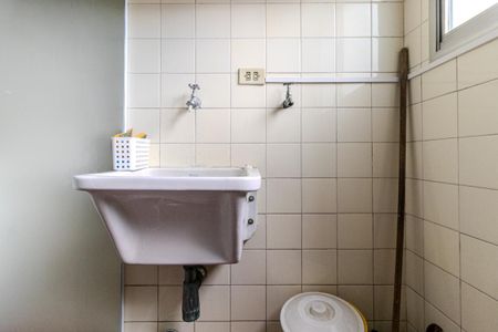 Studio para alugar com 37m², 1 quarto e 1 vaga Studio para alugar com 37m², 1 quarto e 1 vagaÁrea de Serviço